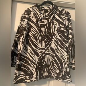 Cato women’s zip up top size 26/28